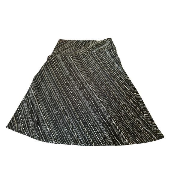 Liz Claiborne Axcess Skirt Womens Small A-line Flare Knee Length Floral Pull On - Picture 1 of 4